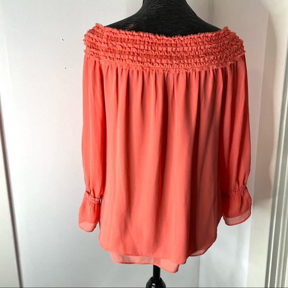 WHBM Layered Peach Top - Picture 6 of 11